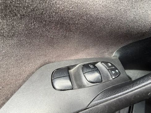 Used 2013 Nissan Altima 2.5 SV image 12