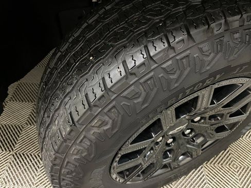 Certified 2024 Chevrolet Colorado Trail Boss w/ Advanced Trailering Package image 50