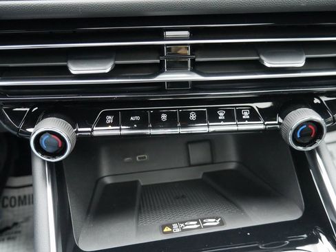 New 2026 Chevrolet Traverse Z71 w/ Enhanced Driving Package image 18