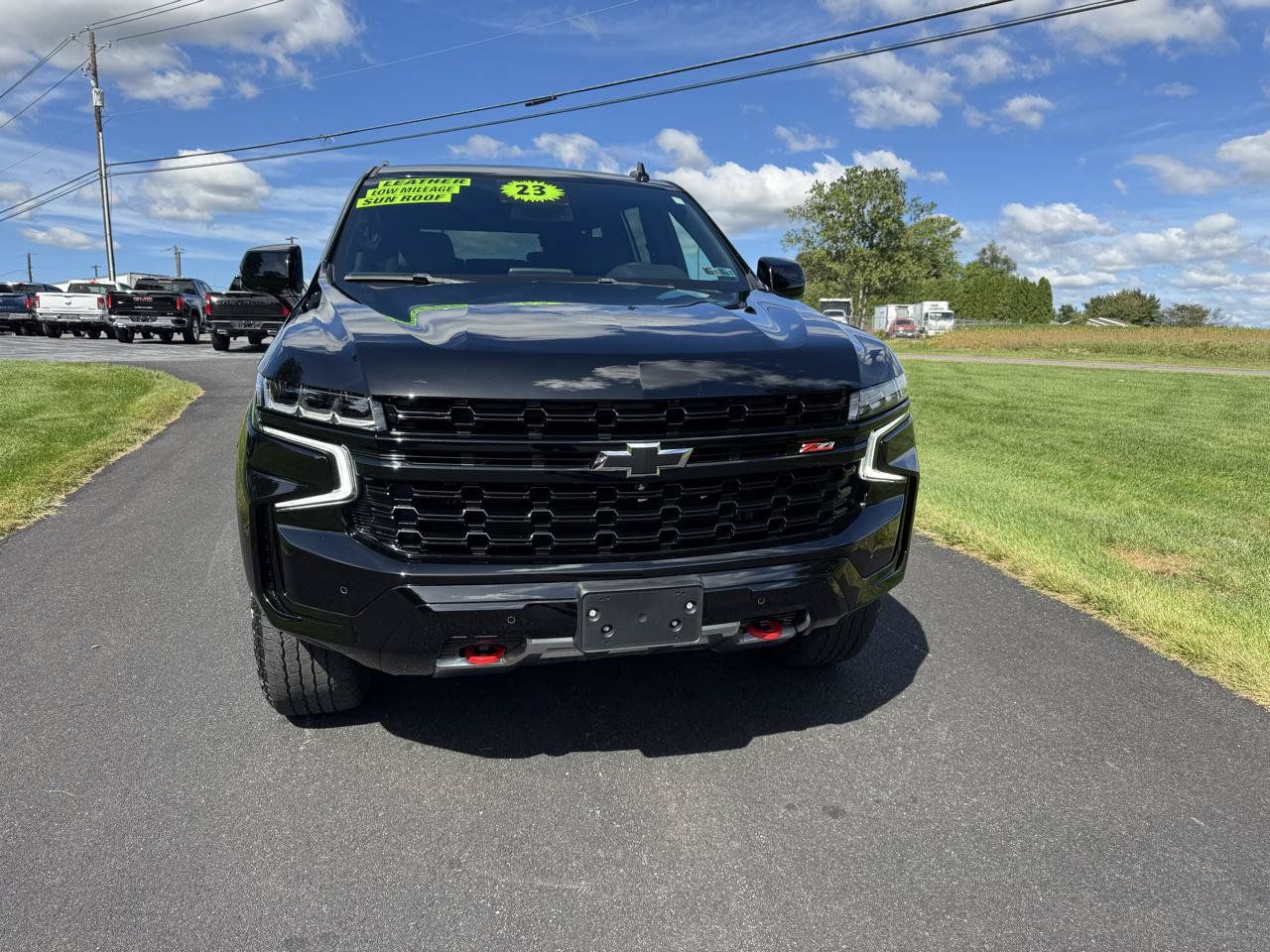 Used 2023 Chevrolet Suburban Z71 w/ Off-Road Capability Package AWD/4WD image 9