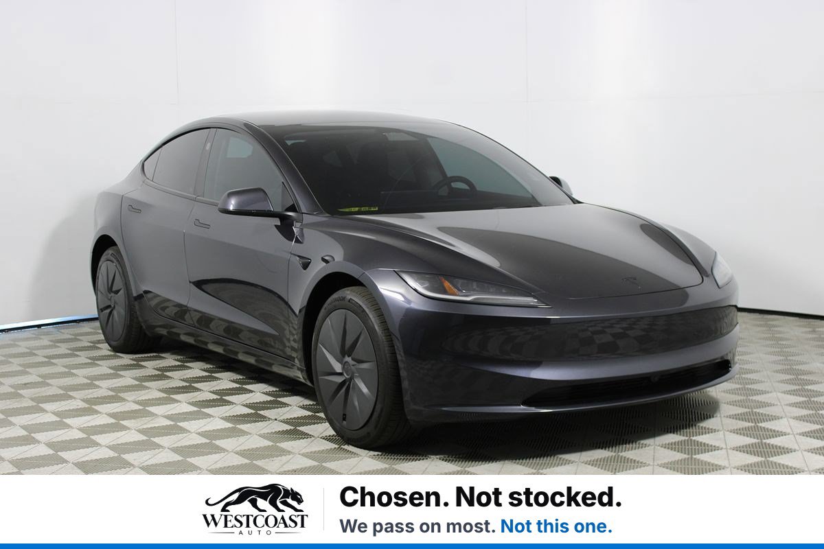 Used 2025 Tesla Model 3 Long Range RWD image 1