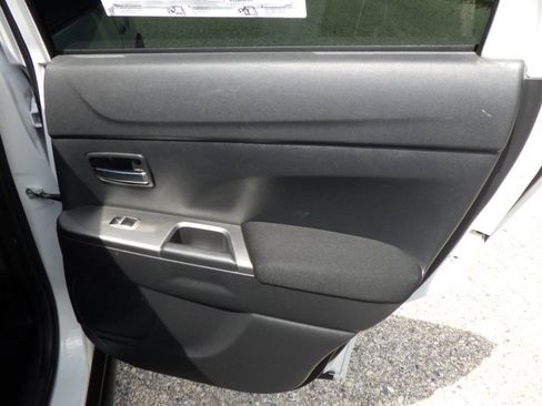 Used 2019 Mitsubishi Outlander Sport ES AWD/4WD image 18