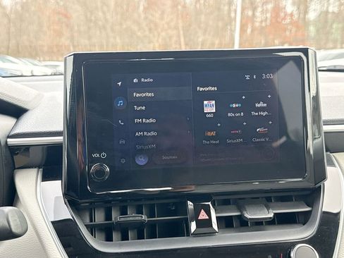 Used 2023 Toyota Corolla Cross L image 12