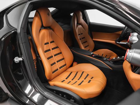 Certified 2018 Ferrari 812 Superfast RWD image 25