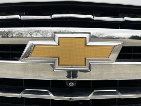 Used 2019 Chevrolet Silverado 1500 LTZ w/ LTZ Premium Package image 32