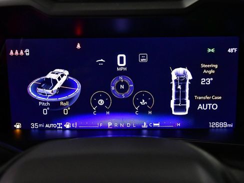 Used 2024 Chevrolet Colorado Trail Boss w/ Technology Package image 17