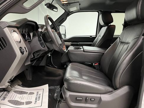 Used 2014 Ford F250 Lariat w/ Lariat Interior Package AWD/4WD image 21