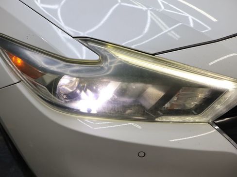 Used 2016 Nissan Maxima Platinum image 26