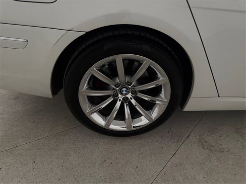Used 2008 BMW 750Li image 30