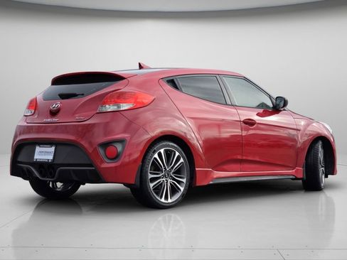 Used 2016 Hyundai Veloster Turbo image 23