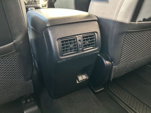 Used 2020 Toyota 4Runner SR5 Premium image 16