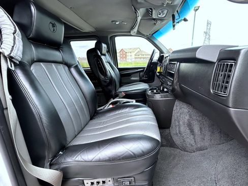 Certified 2013 Chevrolet Express 1500 RWD image 21