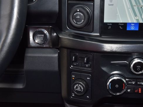 Used 2023 Ford F250 Lariat w/ Lariat Ultimate Package AWD/4WD image 28