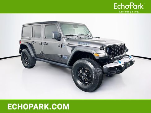 Used 2024 Jeep Wrangler Unlimited AWD/4WD image 1