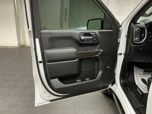 Used 2019 GMC Sierra 1500 Denali w/ Denali Ultimate Package AWD/4WD image 18