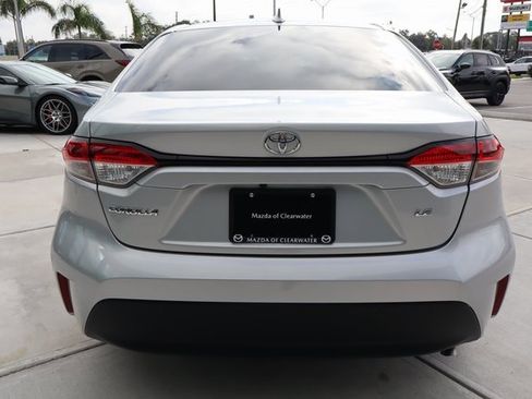 Used 2023 Toyota Corolla LE image 5