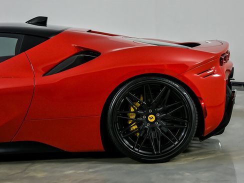 Used 2023 Ferrari SF90 Stradale image 8