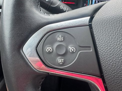 Used 2018 Chevrolet Traverse LT image 13