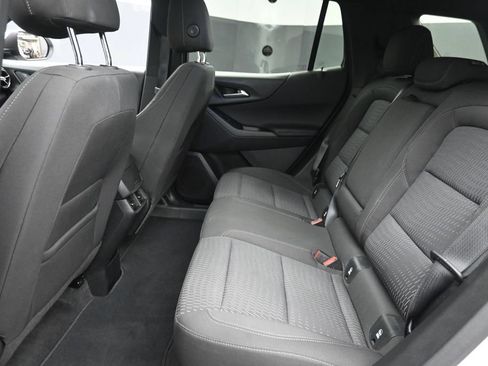 Used 2025 Chevrolet Equinox LT AWD/4WD image 12