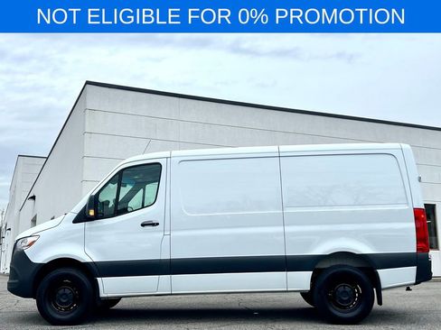 Used 2025 Mercedes-Benz Sprinter 2500 image 10