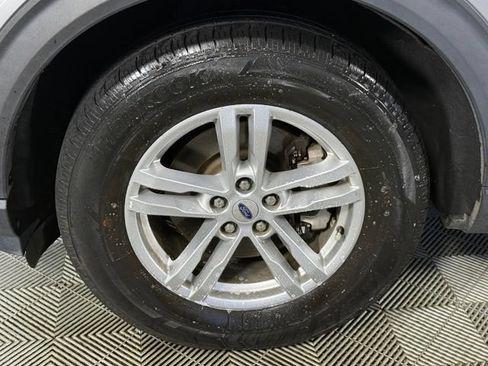 Used 2022 Ford Explorer XLT RWD image 14
