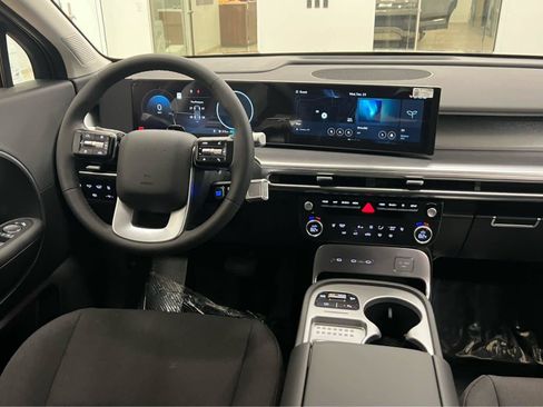 New 2026 Hyundai Ioniq 9 SE AWD/4WD image 24