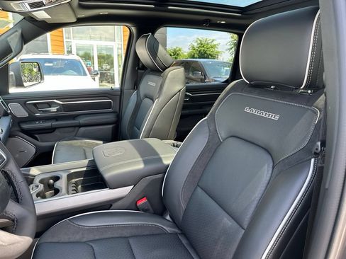 New 2026 RAM 1500 Laramie AWD/4WD image 24