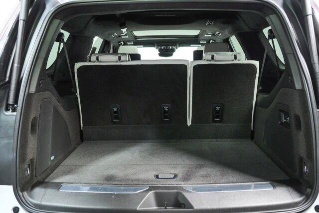 Certified 2026 Cadillac Escalade ESV Platinum Sport w/ LPO, ONYX Package AWD/4WD image 31