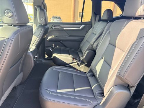 New 2026 GMC Acadia Elevation w/ Black Edition AWD/4WD image 22