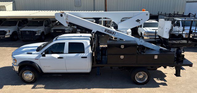 Used 2019 RAM 5500 Tradesman w/ Payload Upgrade Package AWD/4WD image 8