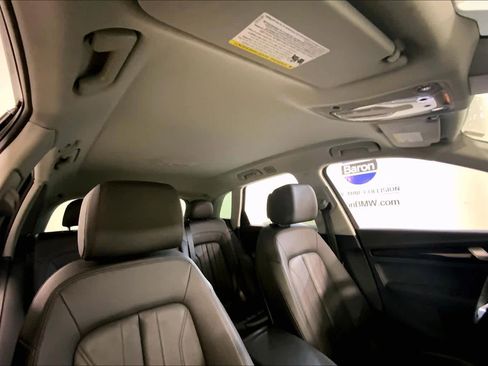 Used 2019 Audi Q5 2.0T Premium image 13