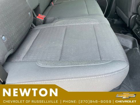 Used 2023 Chevrolet Silverado 1500 LT AWD/4WD image 26