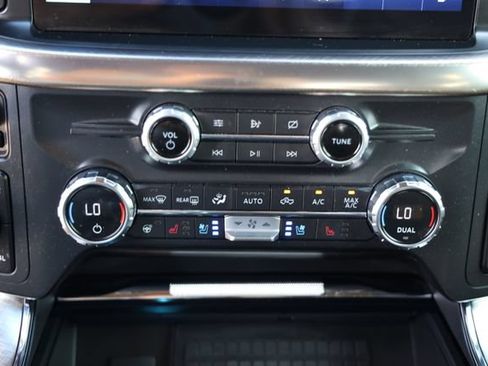 Used 2021 Ford F150 King Ranch w/ Equipment Group 601A High AWD/4WD image 20