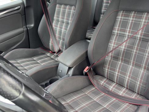 Used 2013 Volkswagen Golf 4-Door image 28