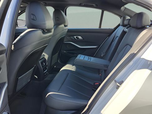 Used 2019 BMW 330i xDrive Sedan image 11