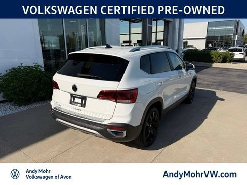 Used 2023 Volkswagen Taos SE w/ Black Wheel Package FWD image 7
