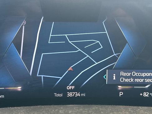 Used 2024 BMW X7 xDrive40i w/ M Sport Package AWD/4WD image 36