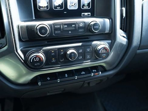 Used 2018 Chevrolet Silverado 1500 LT w/ Texas Edition image 18