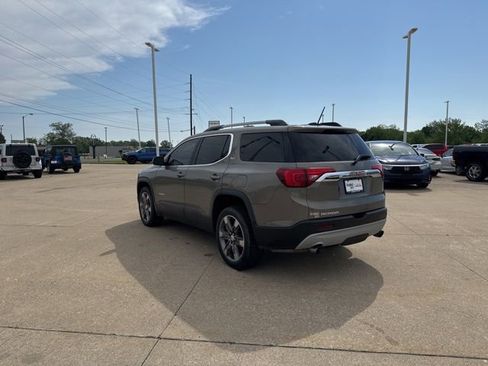 Used 2019 GMC Acadia SLT FWD image 5