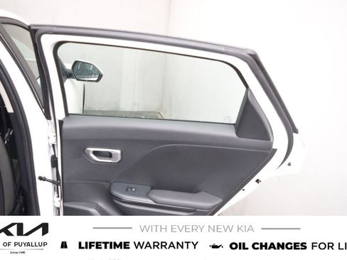 New 2026 Kia K4 LXS image 13