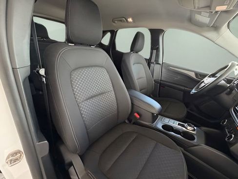 Used 2025 Ford Escape Active image 38