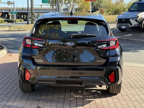 Used 2024 Subaru Impreza 2.0i Sport image 27