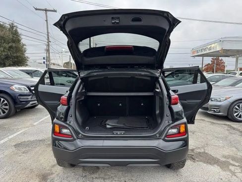 Used 2018 Hyundai Kona SEL w/ SEL Tech Package 02 image 13