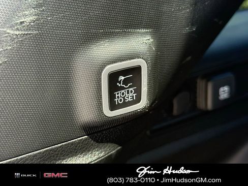 Used 2024 Jeep Grand Cherokee Limited AWD/4WD image 18