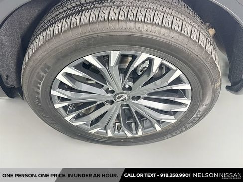Certified 2026 Nissan Rogue Platinum w/ Tech Package AWD/4WD image 33