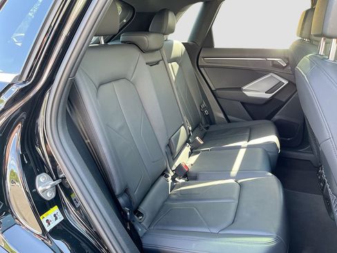 Used 2024 Audi Q3 2.0T Premium Plus image 33