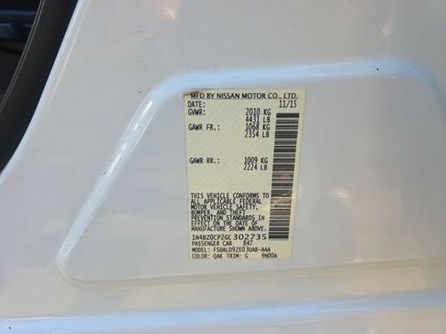 Used 2016 Nissan Leaf SV FWD image 16
