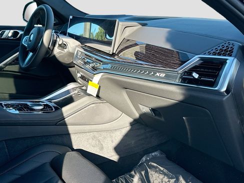 New 2026 BMW X6 xDrive40i image 24