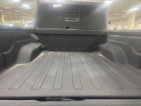 Used 2021 Jeep Gladiator Overland w/ Popular Equipment Package image 11