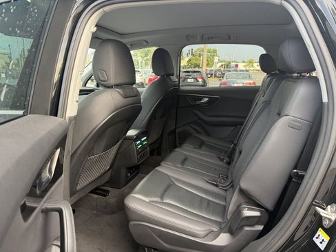 Used 2023 Audi Q7 3.0T Premium Plus AWD/4WD image 4